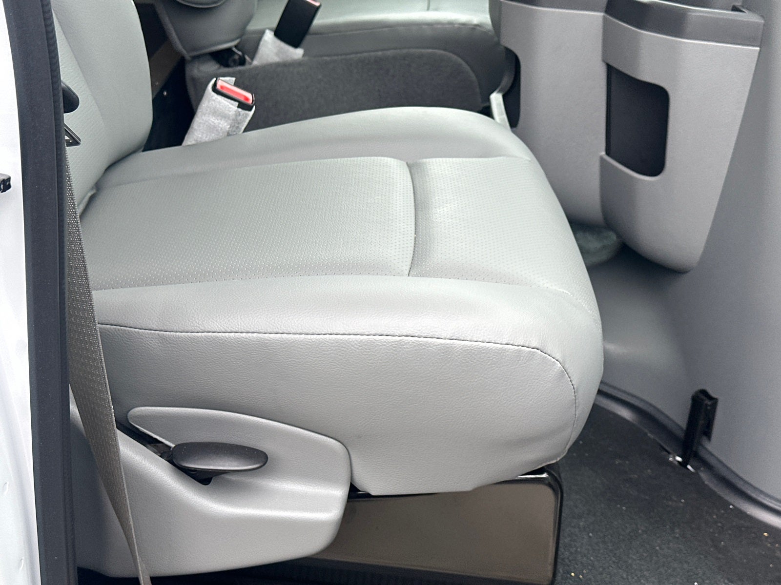 2026 Ford E-350SD Rockport Box Truck