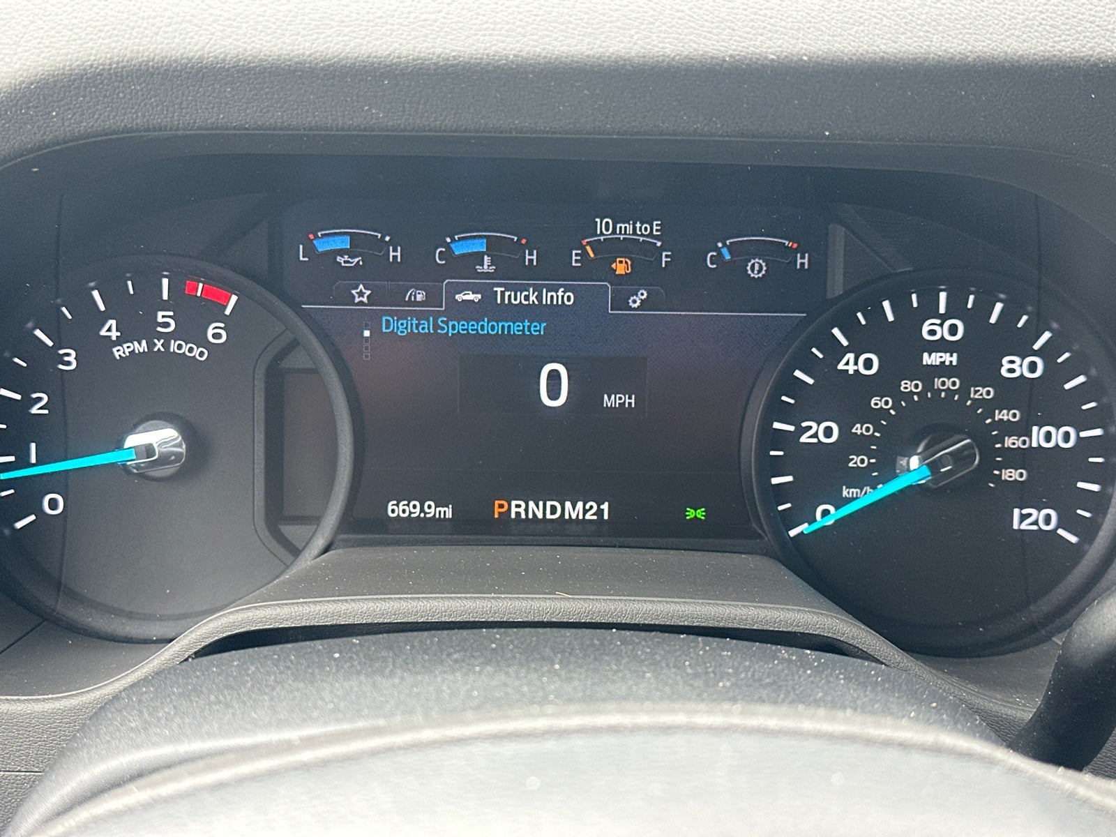 2026 Ford E-350SD Rockport Box Truck