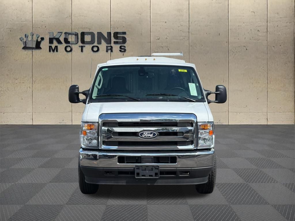 2027 Ford E-350SD Base Cutaway