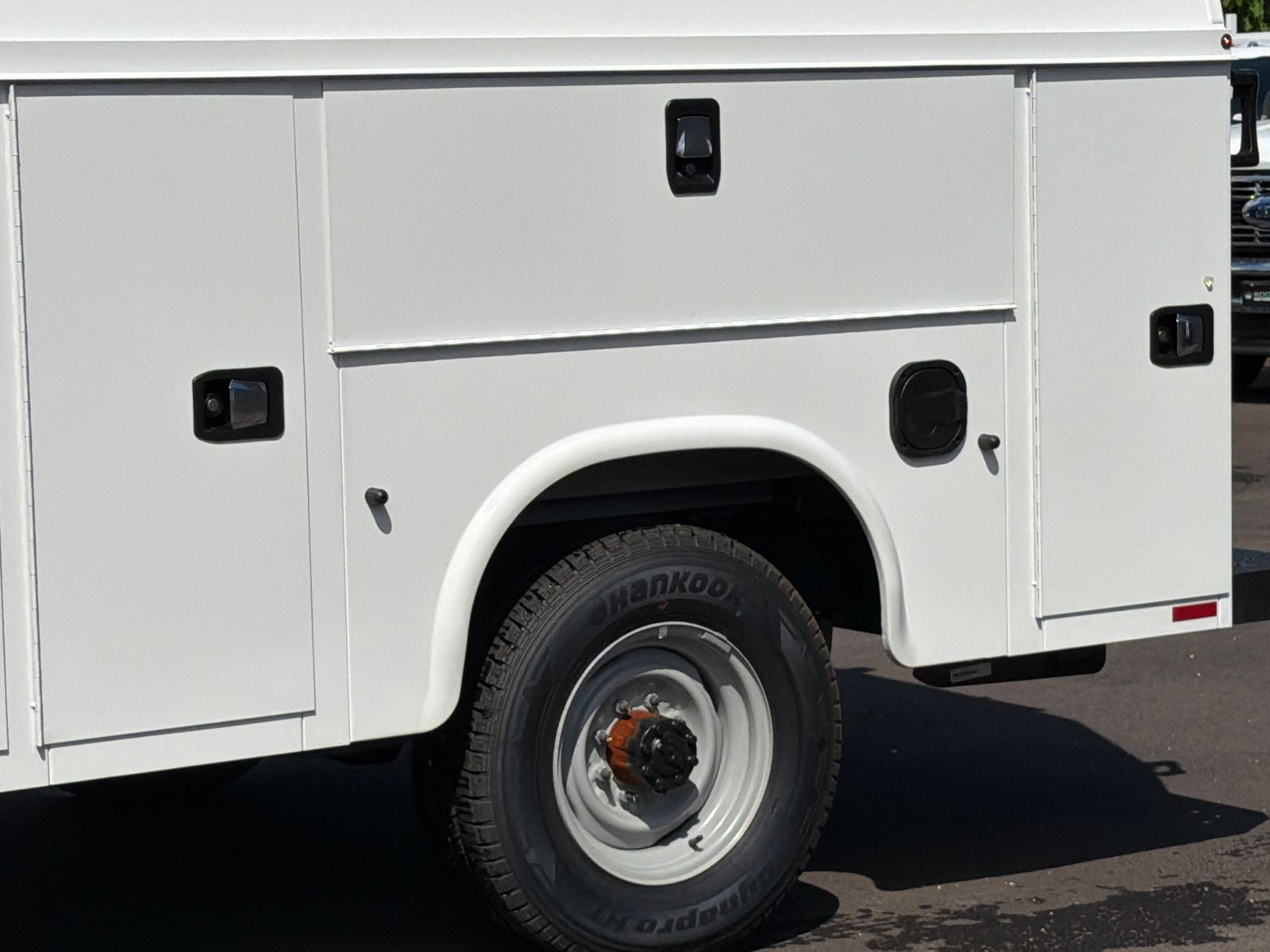 2027 Ford E-350SD Base Cutaway