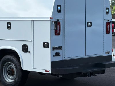 2027 Ford E-350SD Base Cutaway