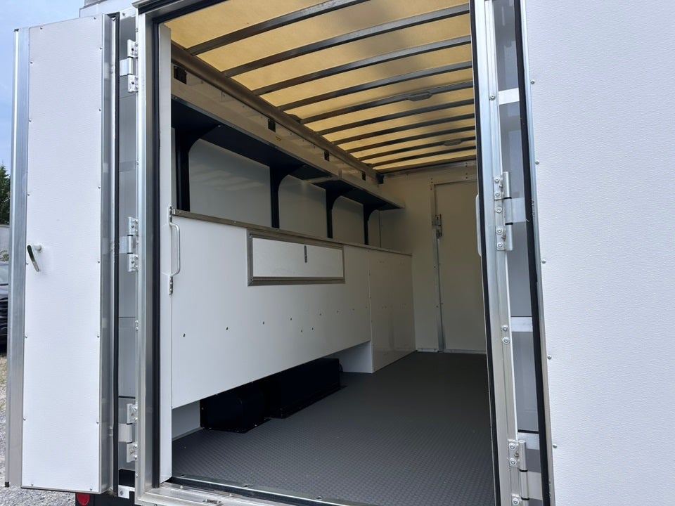 2026 Ford E-350SD Rockport Service Utility Van Body