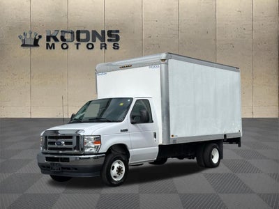 2023 Ford E-350SD Base Cutaway