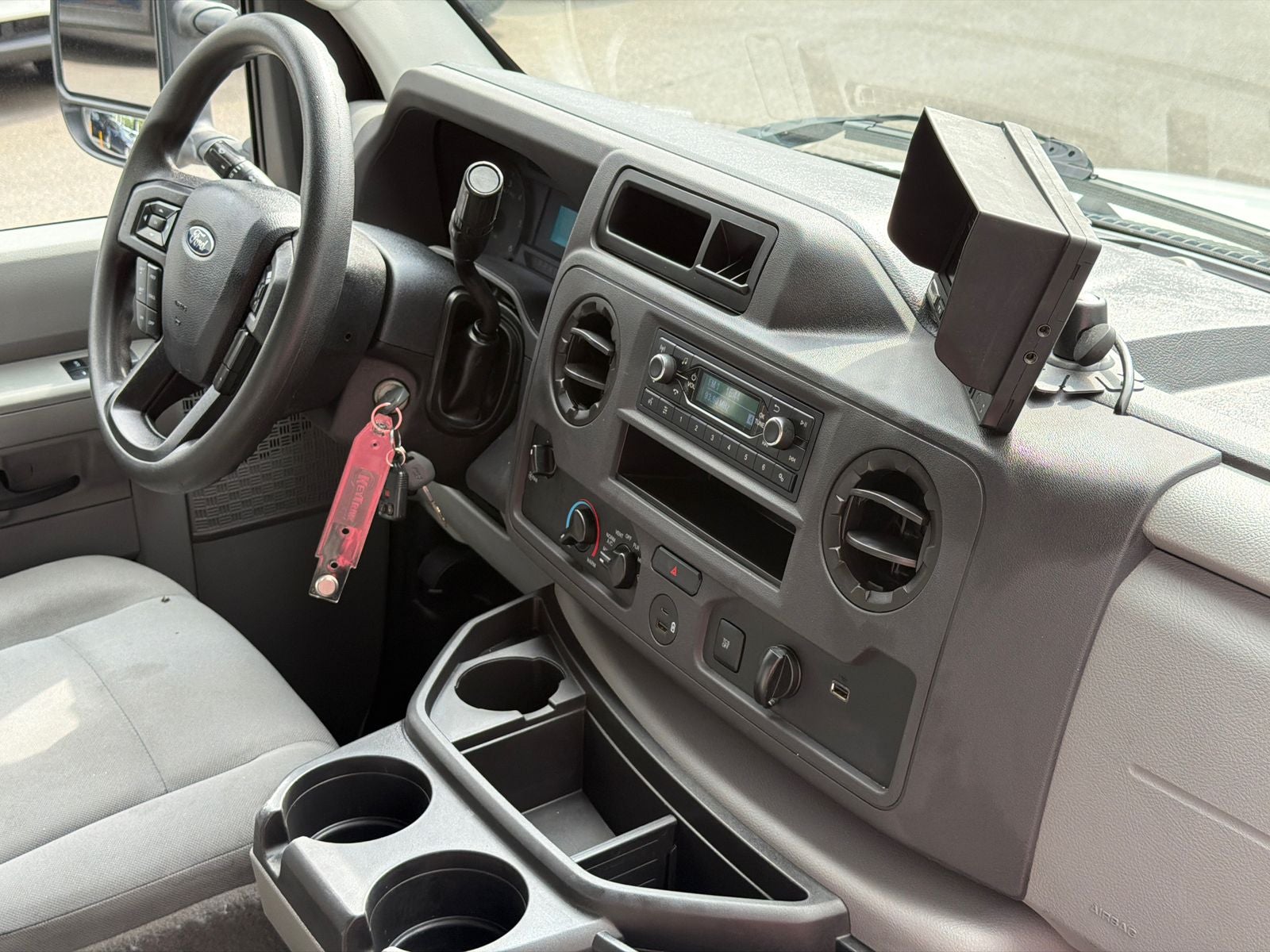 2023 Ford E-350SD Base Cutaway