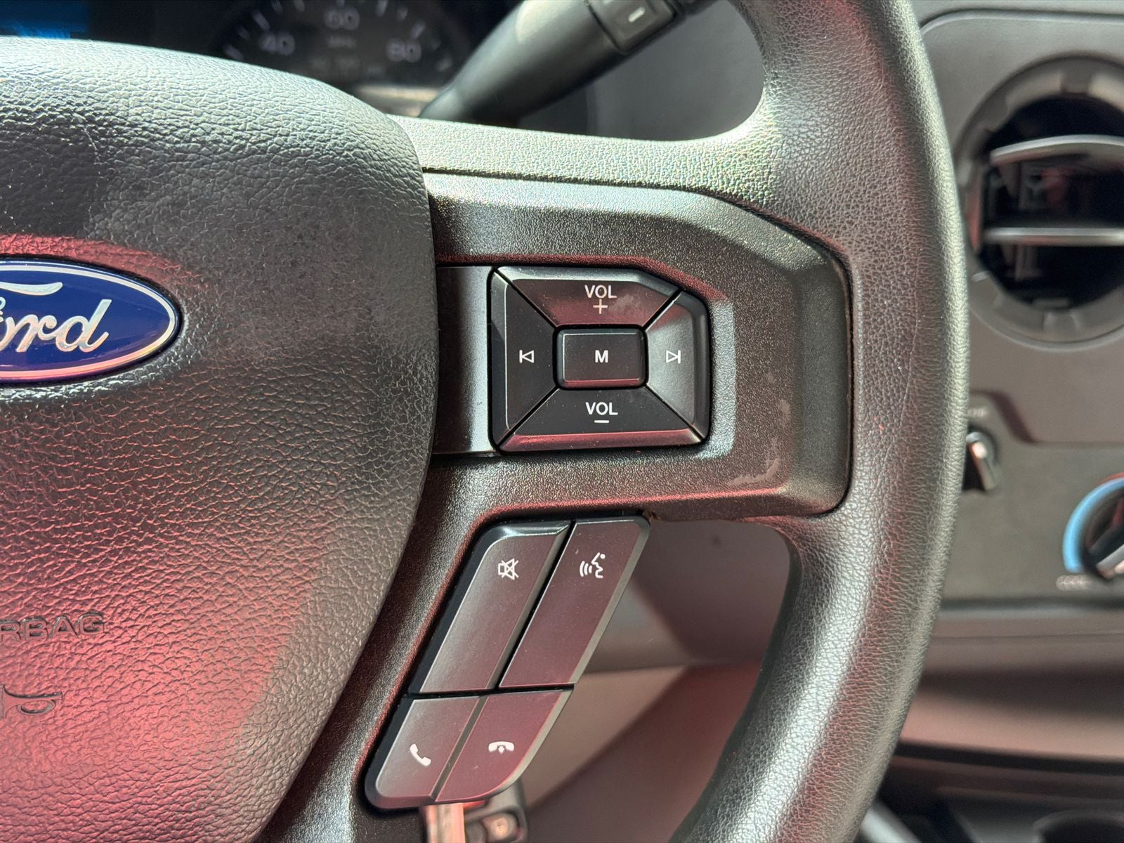 2023 Ford E-350SD Base Cutaway