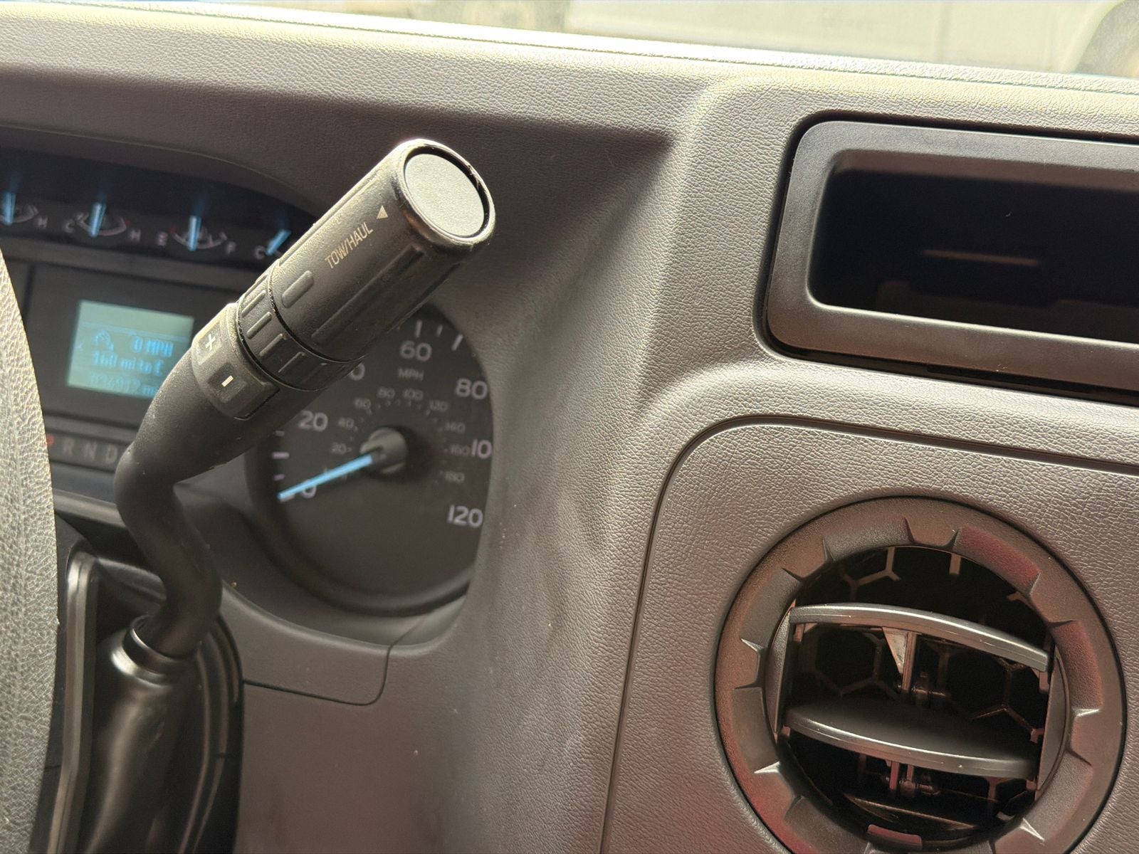2023 Ford E-350SD Base Cutaway