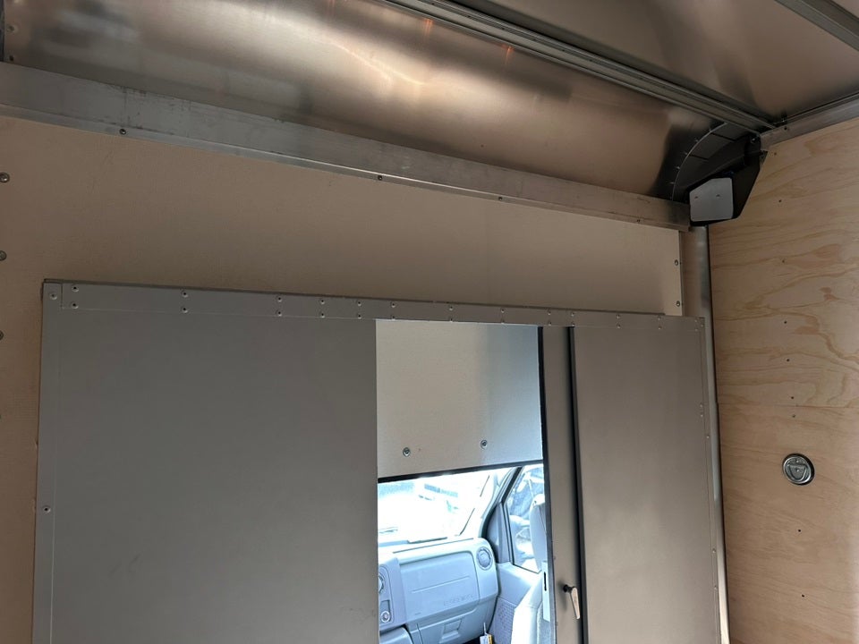 2026 Ford E-350SD Morgan Box Truck