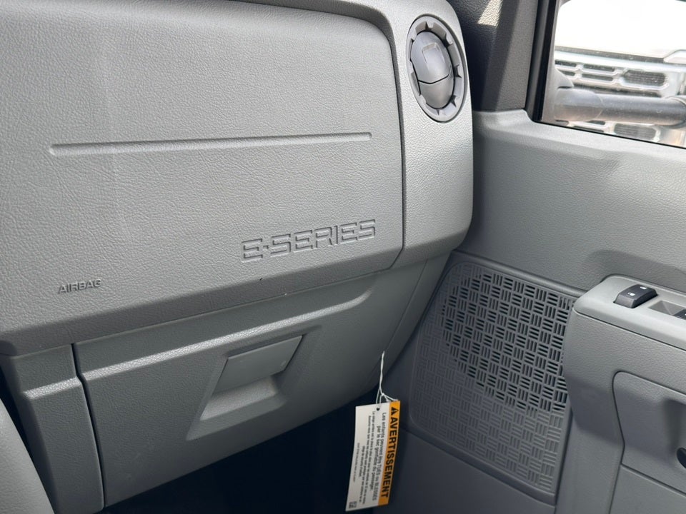 2026 Ford E-350SD Morgan Box Truck