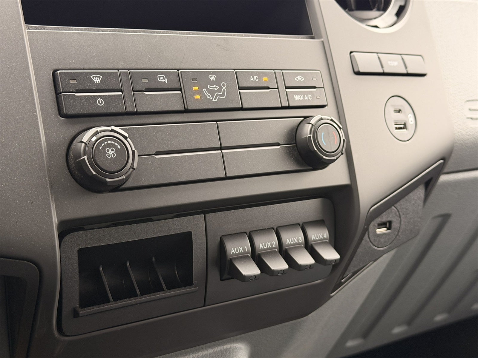 2026 Ford F-750SD Regular Cab PJs Landscape Dump With Dual Underbody Toolboxes