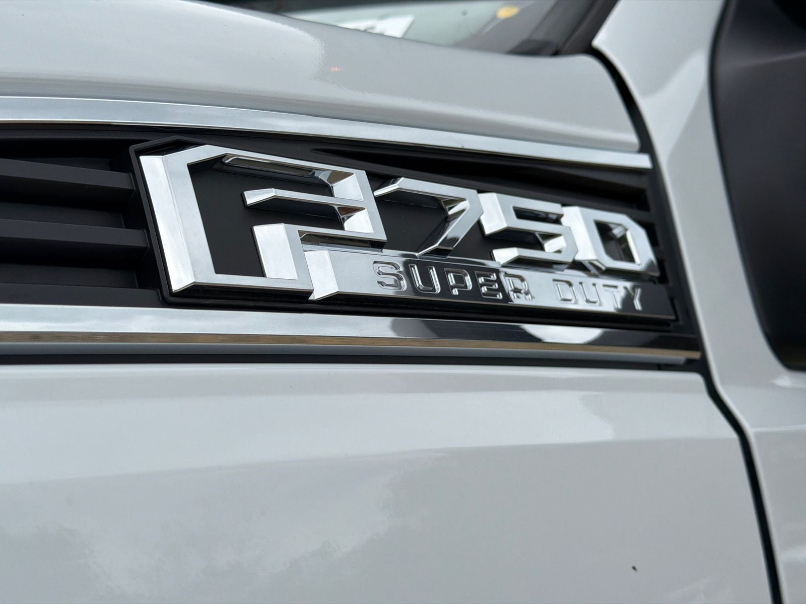 2027 Ford F-750SD Base