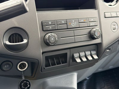 2027 Ford F-750SD Base