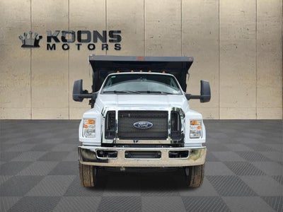 2027 Ford F-750SD Base