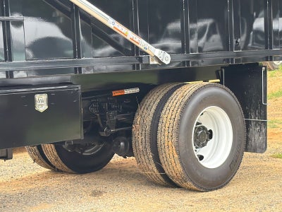 2027 Ford F-750SD Base