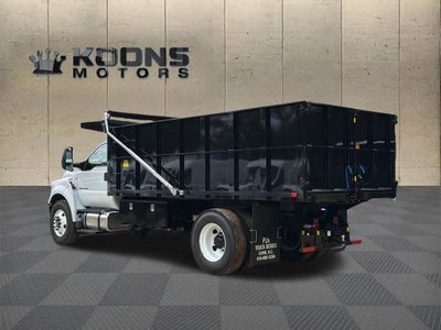 2027 Ford F-750SD Base
