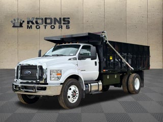 2027 Ford F-750SD Base