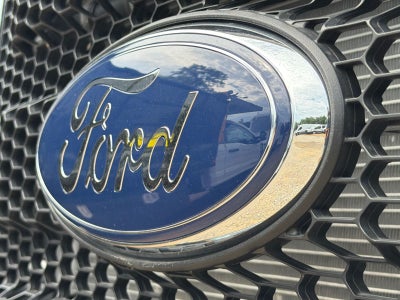 2027 Ford F-750SD Base