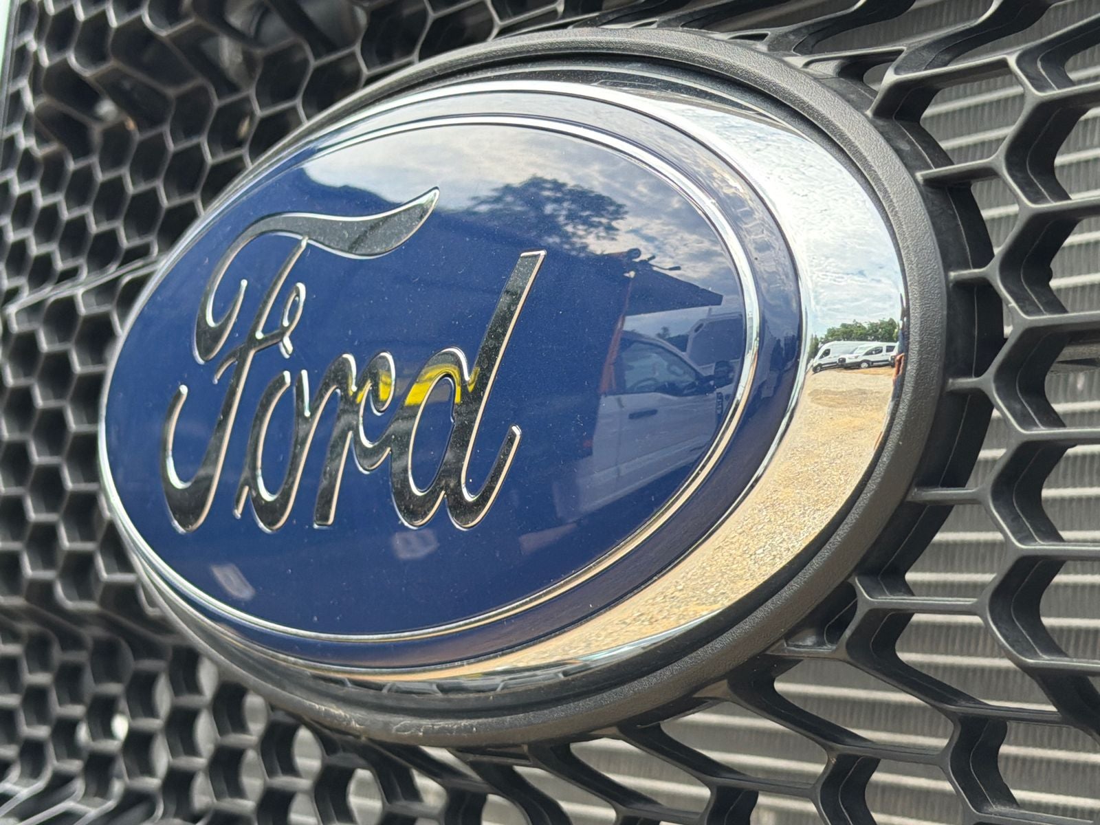 2027 Ford F-750SD Base