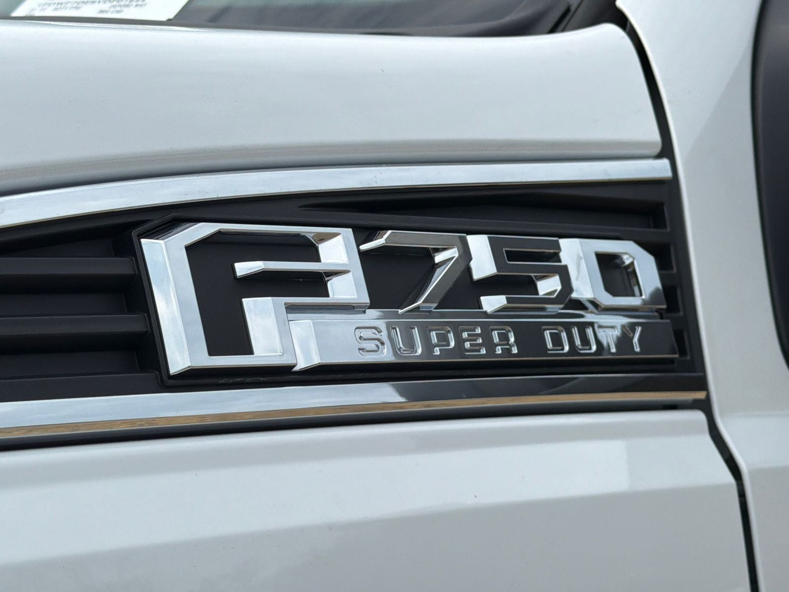 2027 Ford F-750SD Base