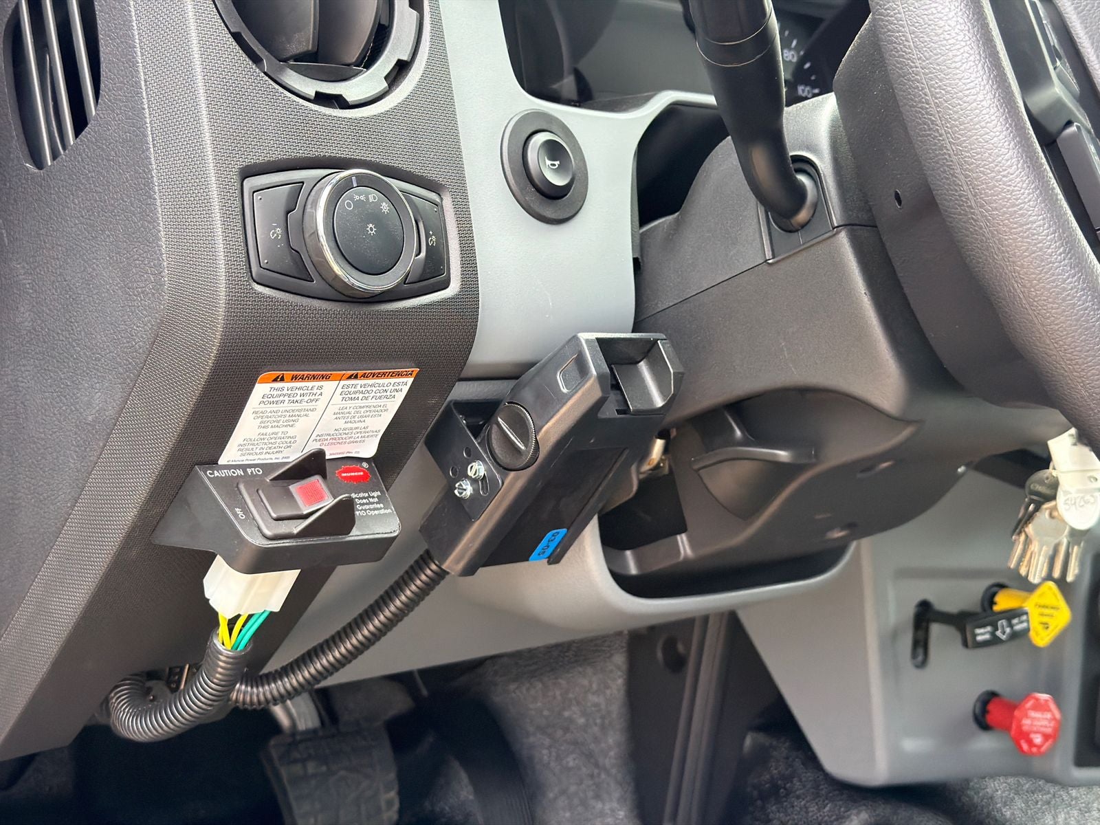 2027 Ford F-750SD Base