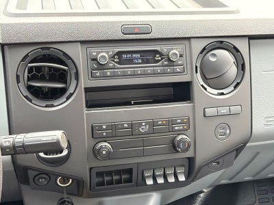 2027 Ford F-750SD Base