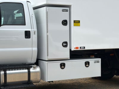 2027 Ford F-750SD Base