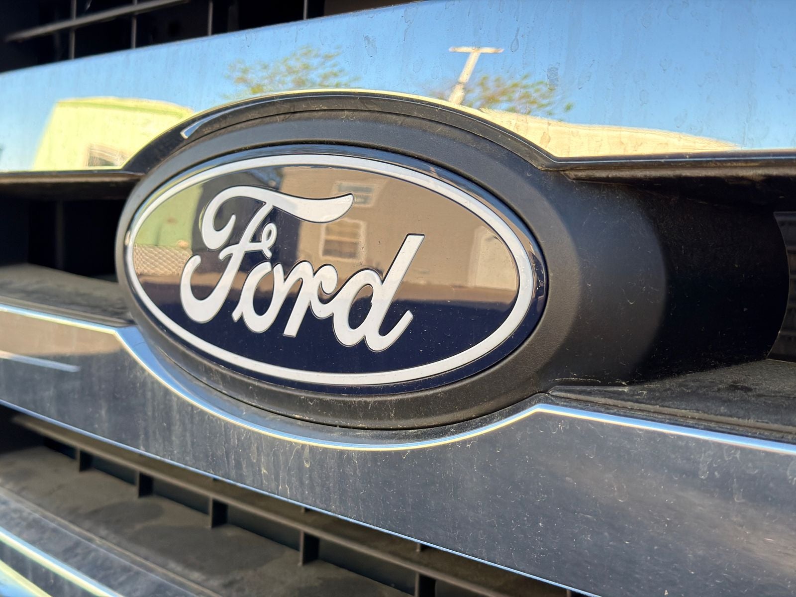 2026 Ford E-450SD Morgan 17 Foot Box Van