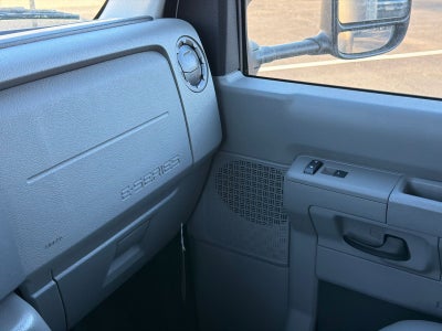 2026 Ford E-450SD Morgan 17 Foot Box Van
