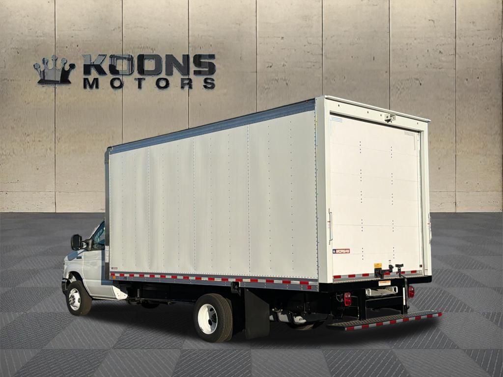 2026 Ford E-450SD Morgan 17 Foot Box Van