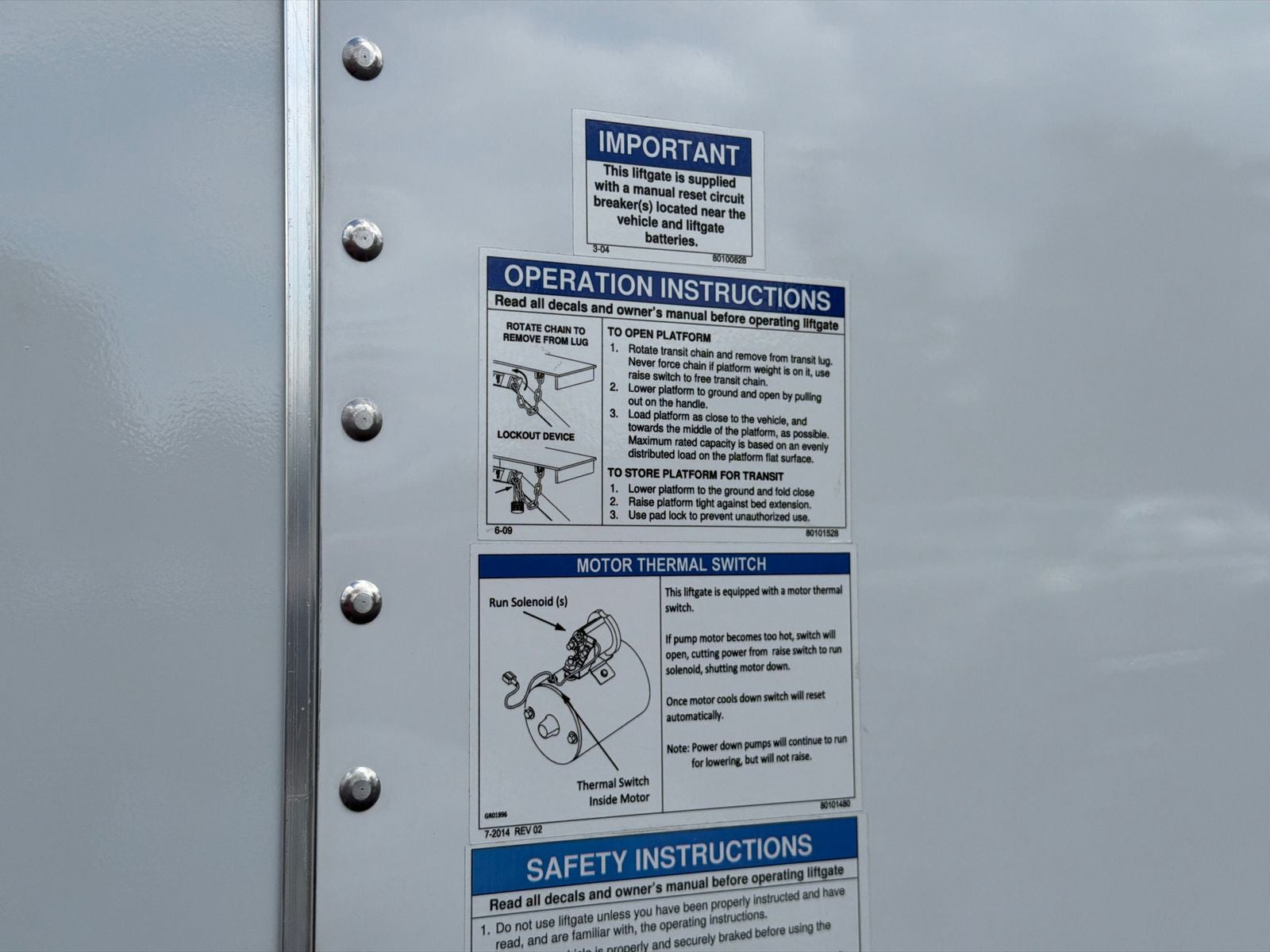 2027 Ford E-450SD Base