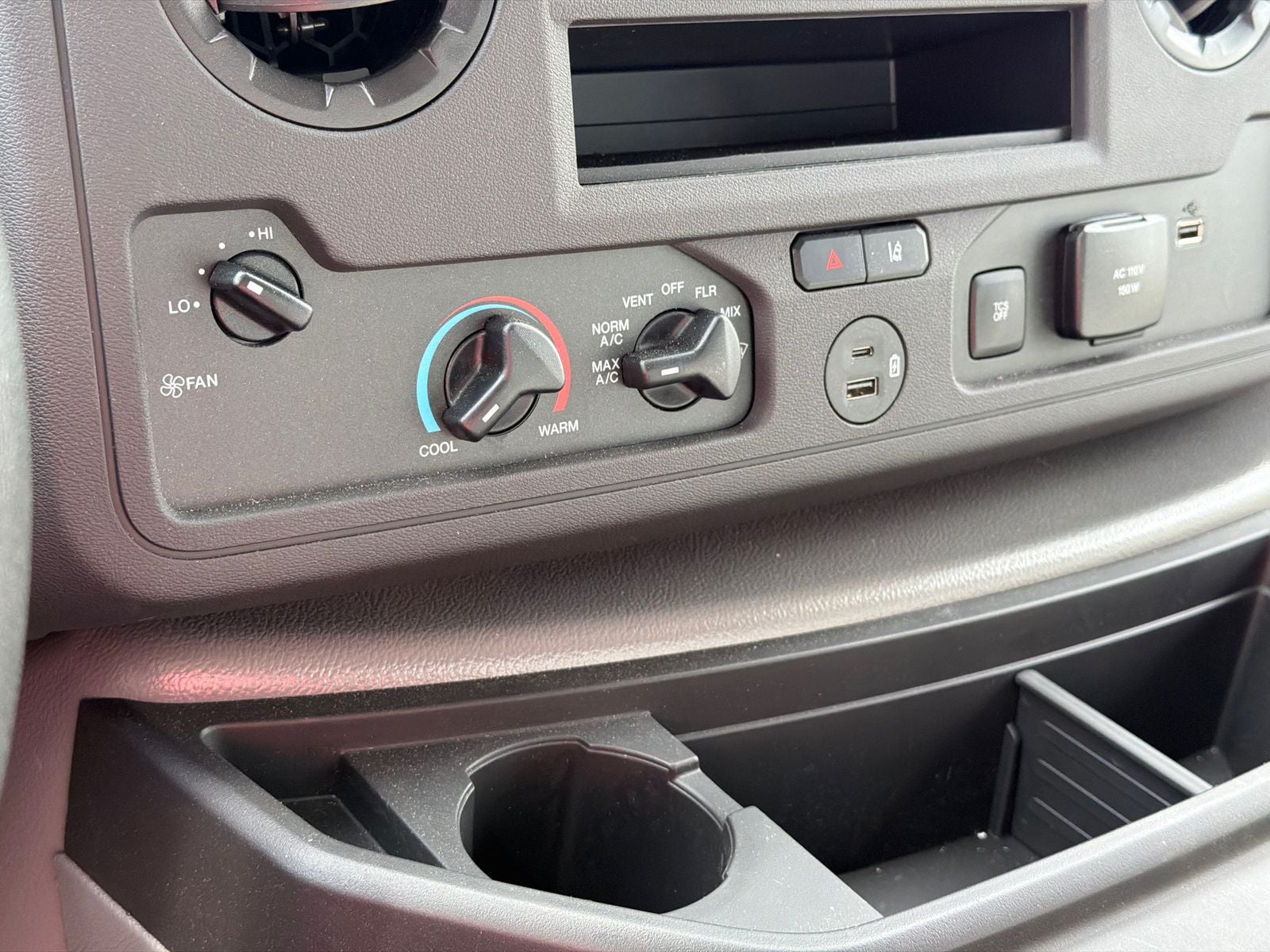2027 Ford E-450SD Base