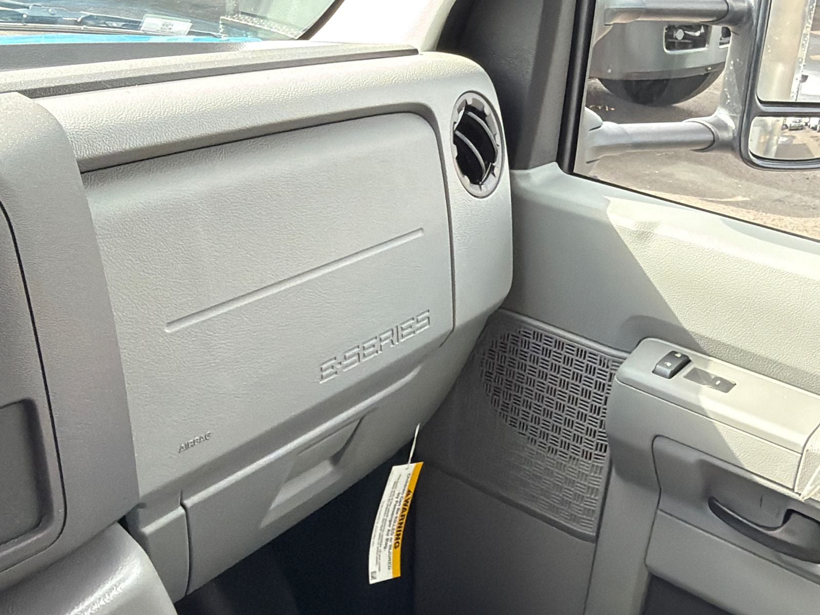 2027 Ford E-450SD Base