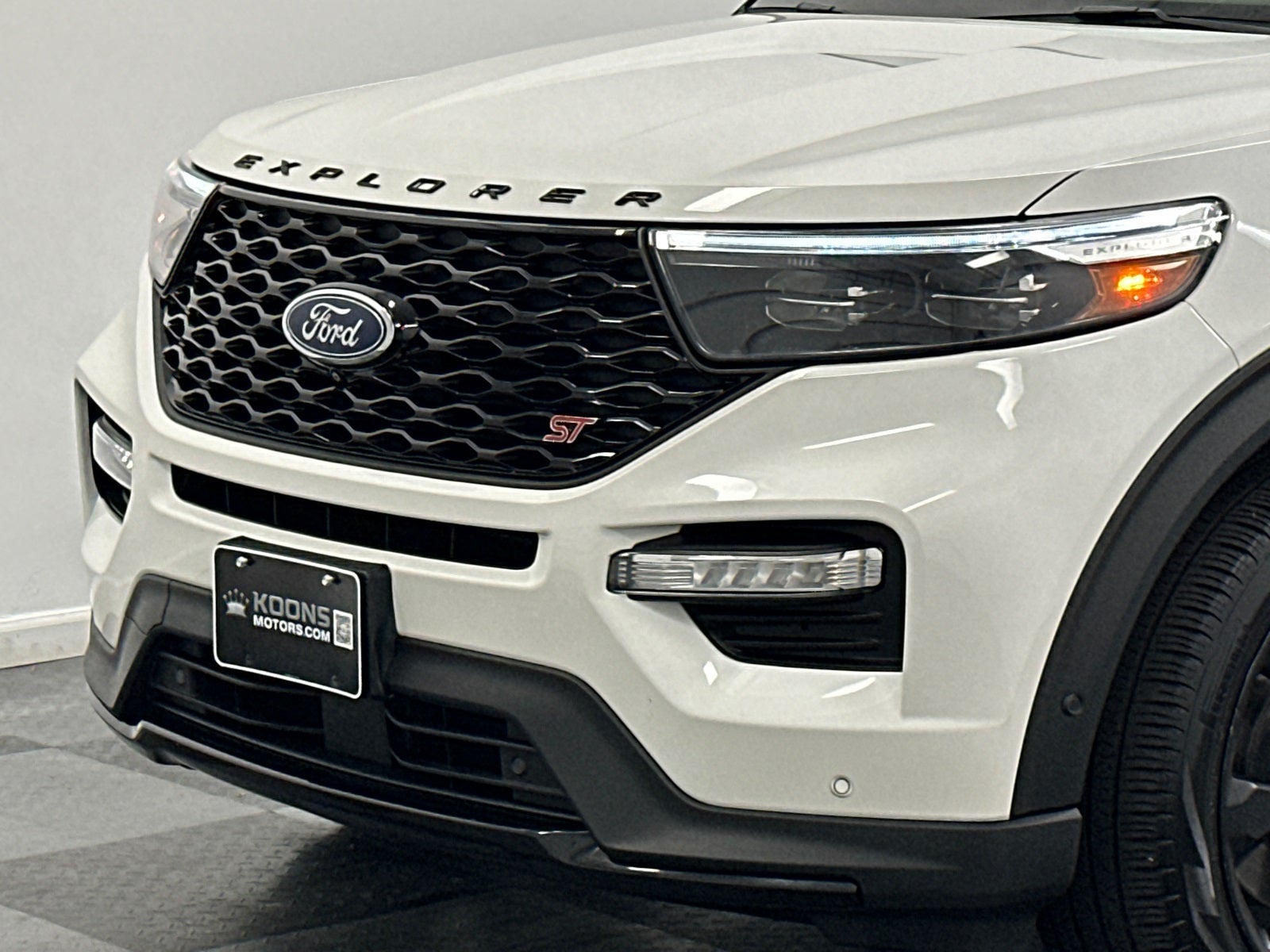 2022 Ford Explorer ST