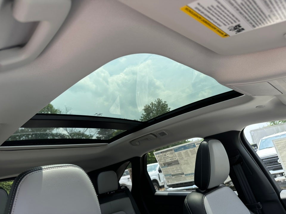 2025 Ford Escape Plug-In Hybrid Base