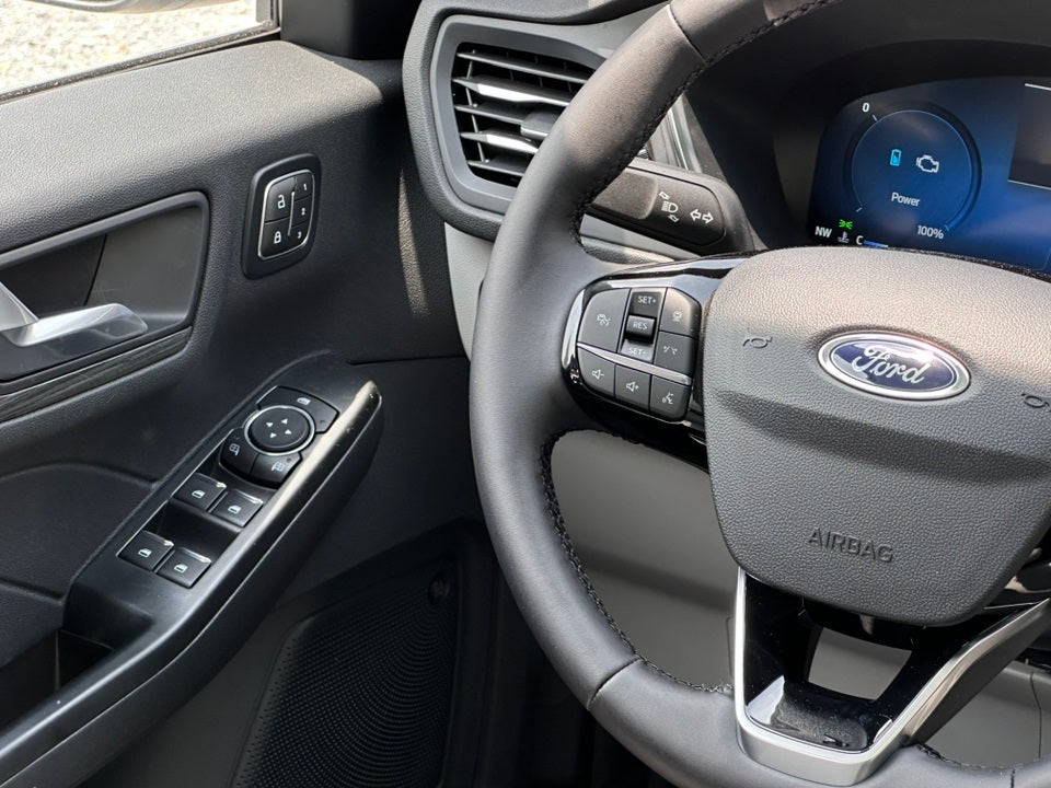 2025 Ford Escape Plug-In Hybrid Base