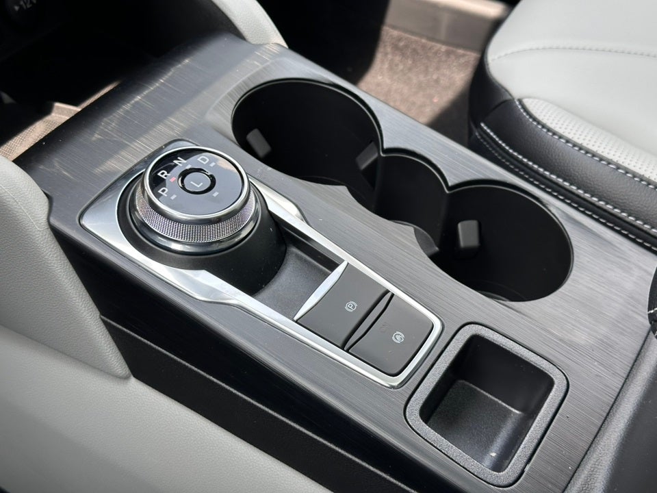 2025 Ford Escape Plug-In Hybrid Base