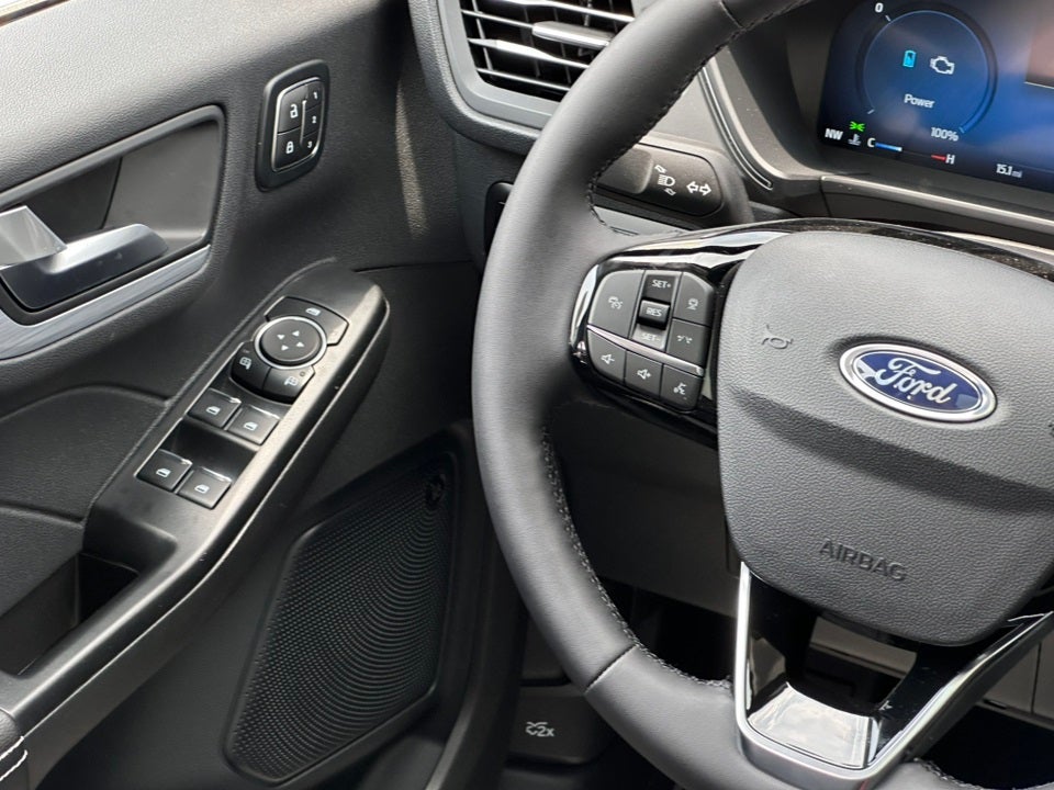 2025 Ford Escape Plug-In Hybrid Base