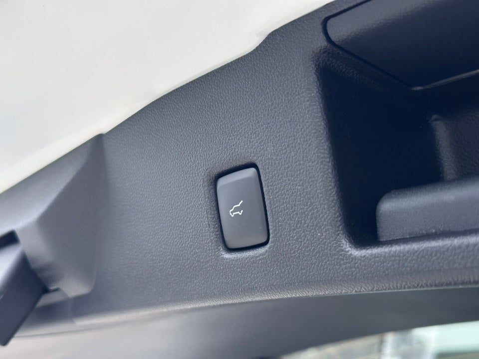 2025 Ford Escape Plug-In Hybrid Base