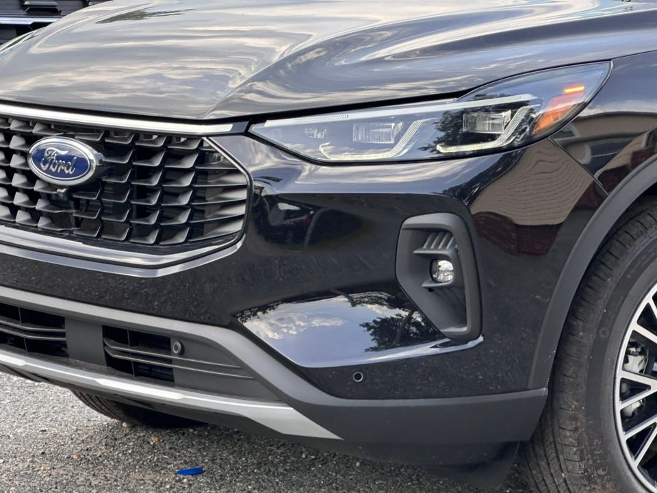 2025 Ford Escape Plug-In Hybrid Base