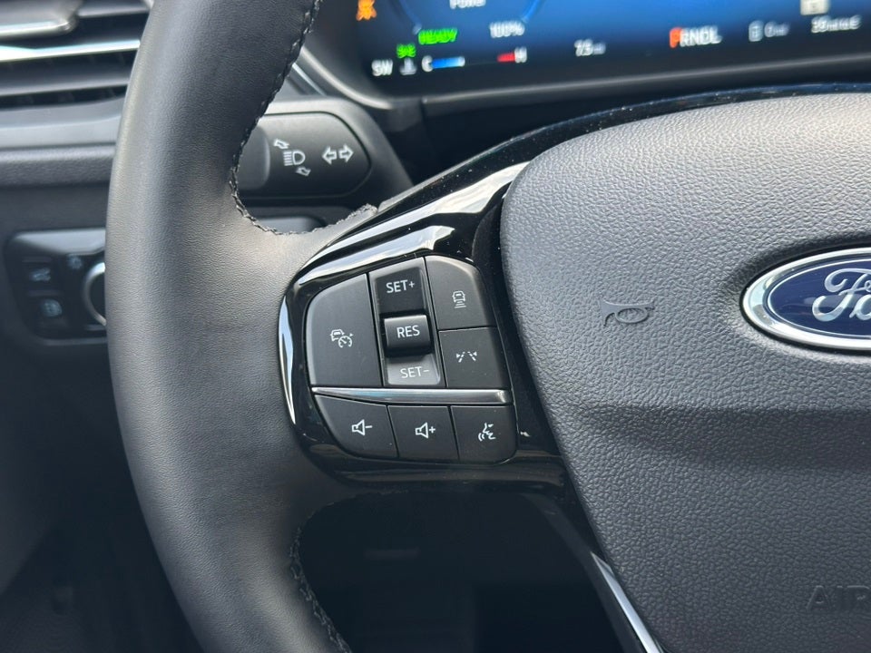 2025 Ford Escape Plug-In Hybrid Base