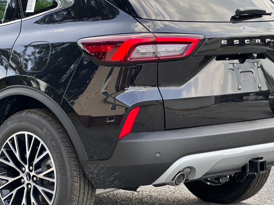 2025 Ford Escape Plug-In Hybrid Base