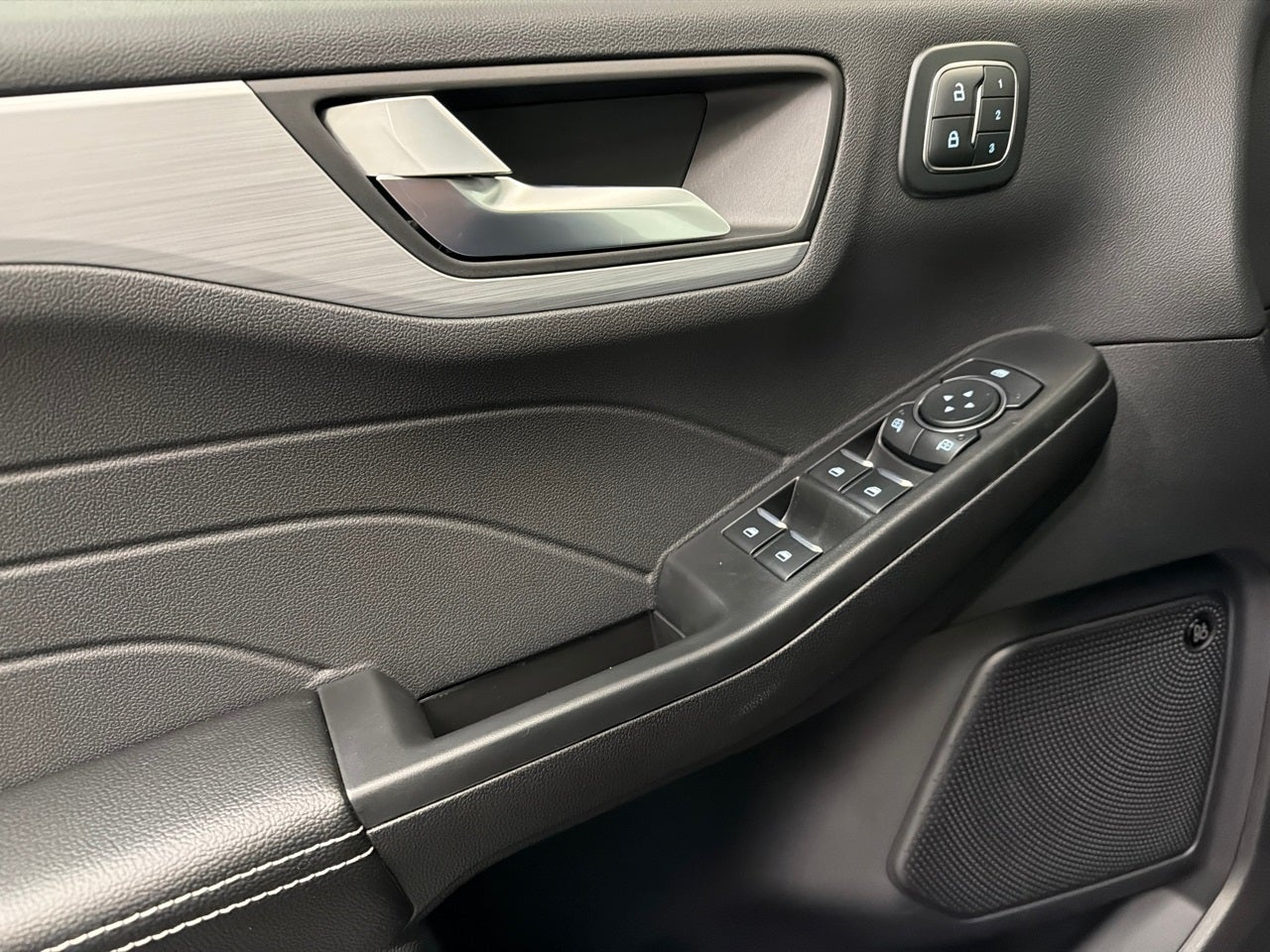 2026 Ford Escape Plug-In Hybrid Base