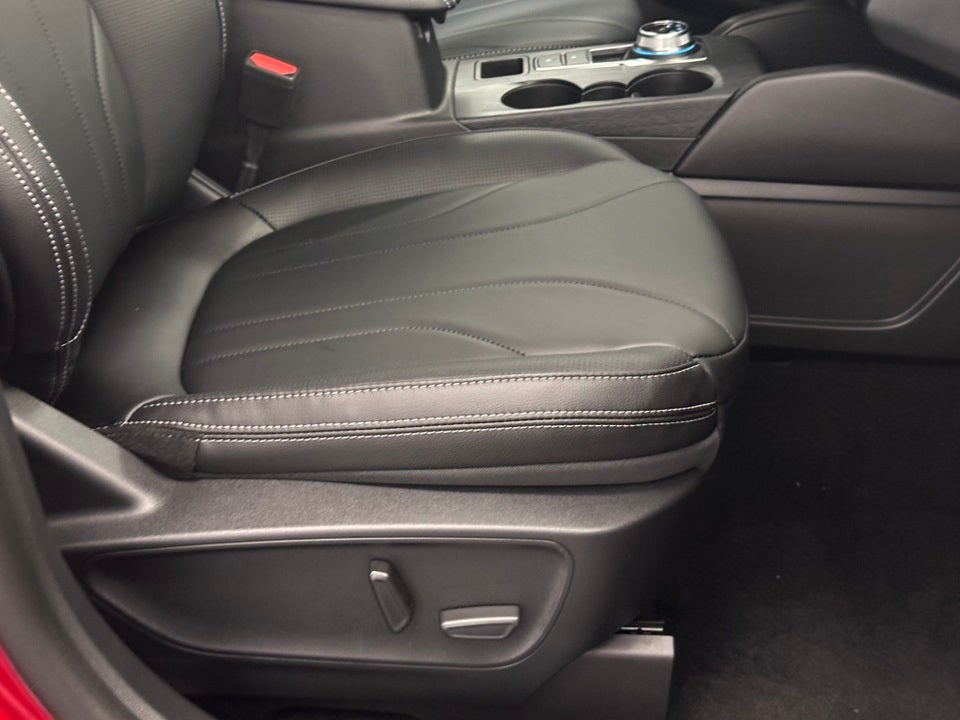 2025 Ford Escape Plug-In Hybrid Base