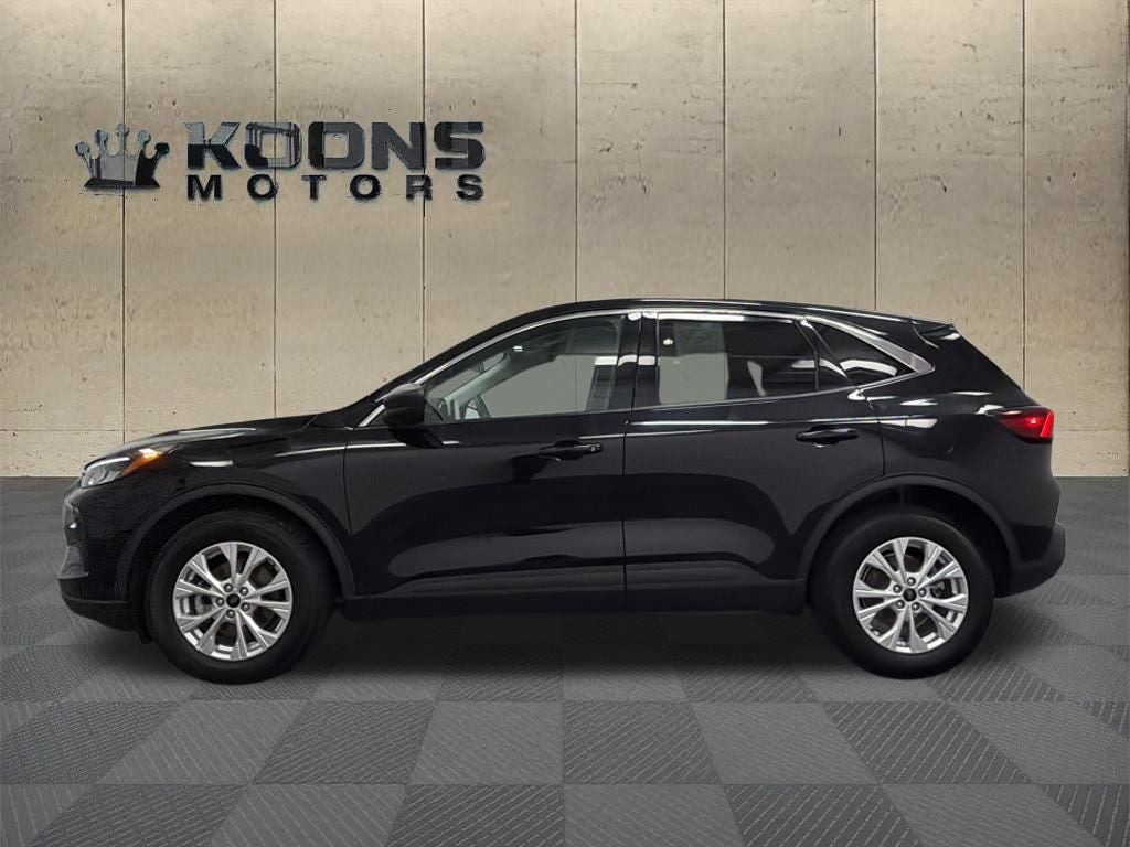 2023 Ford Escape Hybrid Active