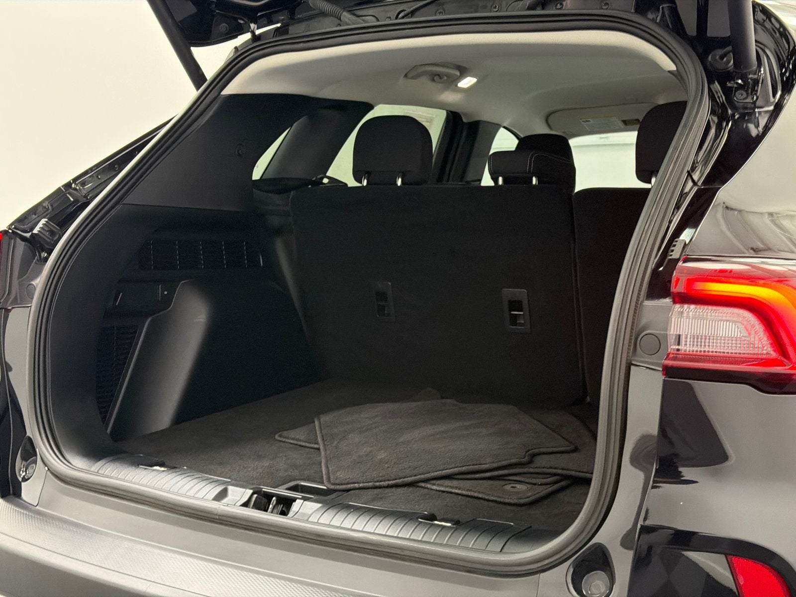 2023 Ford Escape Hybrid Active