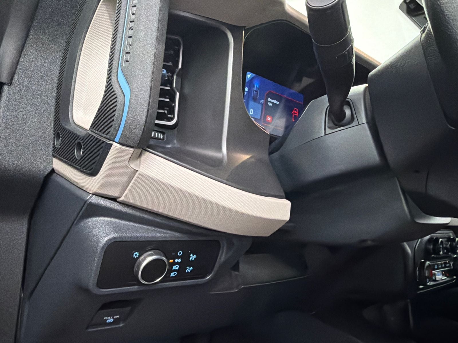 2023 Ford Bronco 2-Door Wildtrak - Photo 28