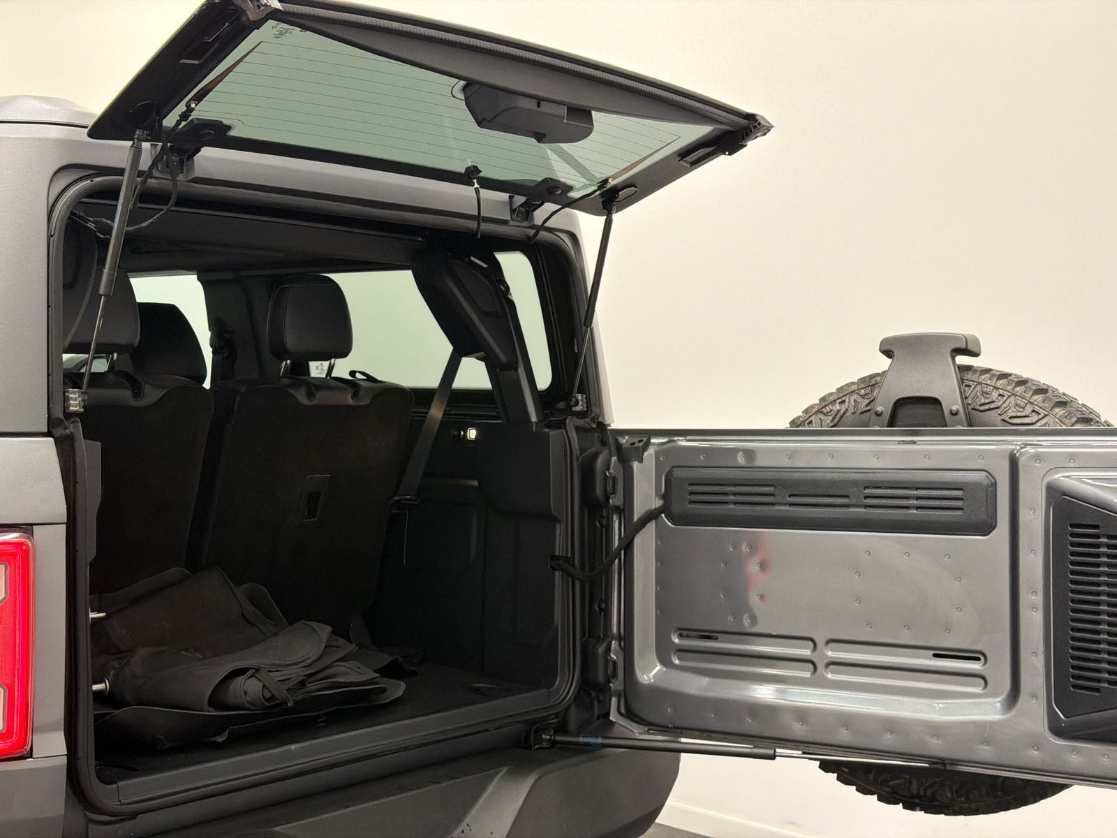 2023 Ford Bronco 2-Door Wildtrak - Photo 9
