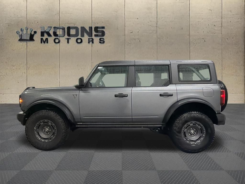 2025 Ford Bronco Base