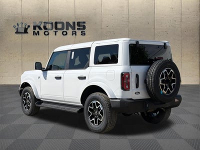 2026 Ford Bronco Outer Banks