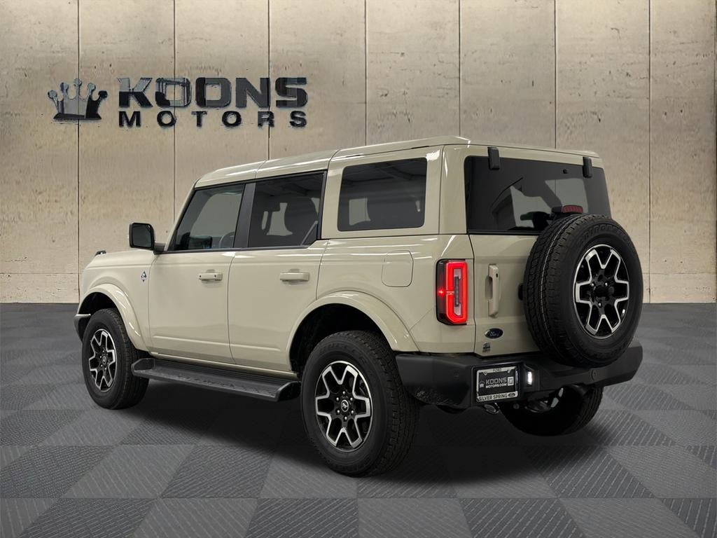 2025 Ford Bronco Outer Banks