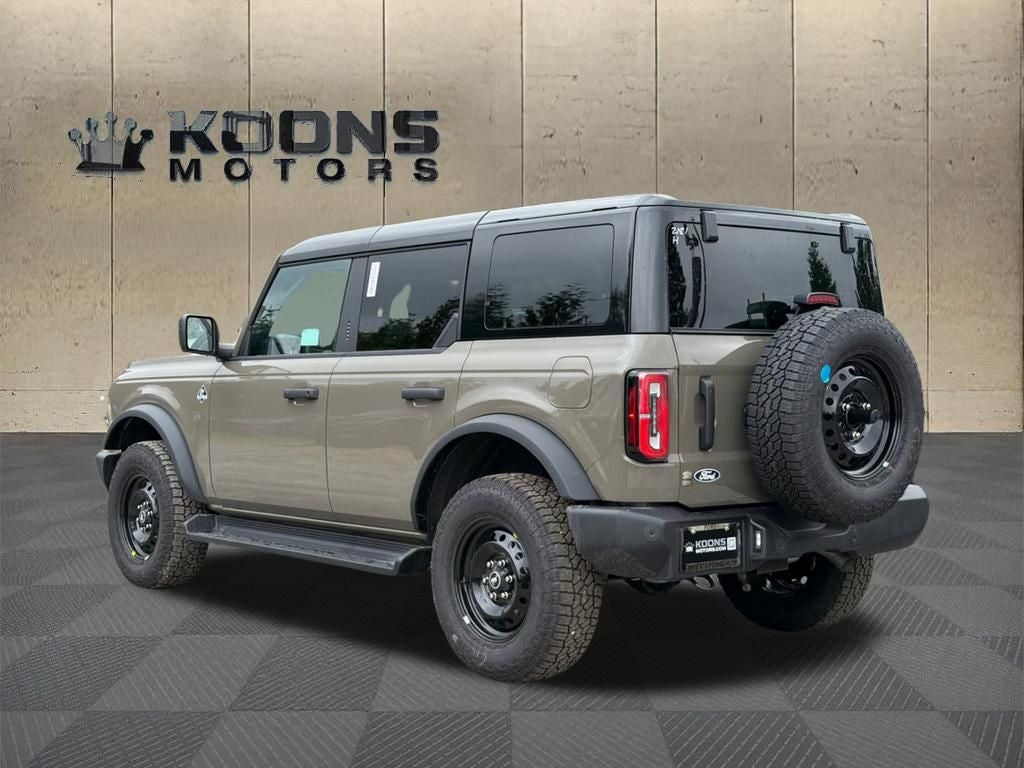 2026 Ford Bronco Outer Banks